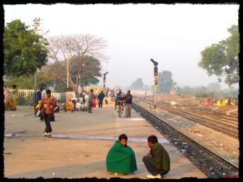 INDIA:  UN VIAJE DE SORPRESAS (Nov-Dic 2011) - Blogs de India - VISITANDO KHAJURAHO - LA CIUDAD DEL KAMASUTRA (5)
