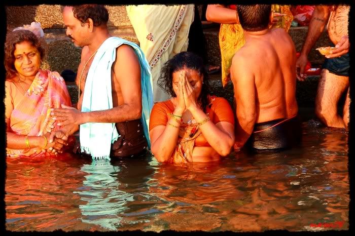 INDIA:  UN VIAJE DE SORPRESAS (Nov-Dic 2011) - Blogs de India - VARANASI PARA NO OLVIDAR (6)