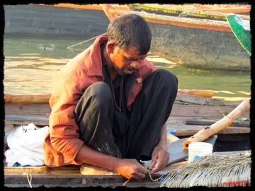 INDIA:  UN VIAJE DE SORPRESAS (Nov-Dic 2011) - Blogs de India - VARANASI PARA NO OLVIDAR (33)
