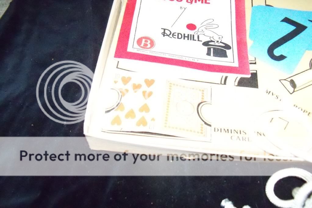 Vtg 1940s Redhill MAGIC TRICK Toy Set Wand Card Hindu Chain Set 
